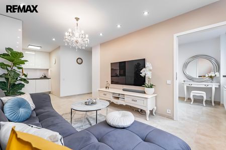 Pronájem bytu 2+kk v družstevním vlastnictví 44 m², Praha 8 - Bohnice - Photo 2