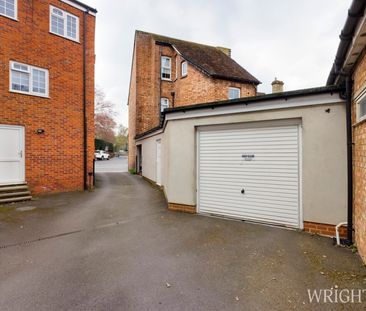 2 bedroom Maisonette - High Street, Welwyn - Photo 6