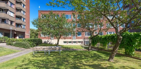 Slottsgatan 132 - Photo 2