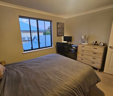 Scarborough - Photo 1