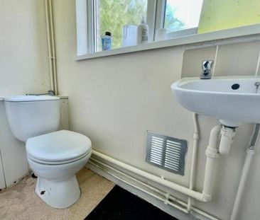 3 bedroom maisonette to rent - Photo 6