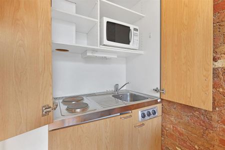 Studio to rent - Photo 5