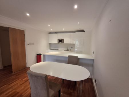 Cormorant Lodge, St Katharine Docks, E1W - Photo 4