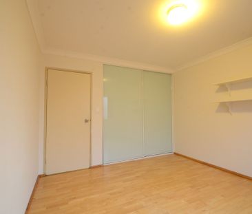 Bright&comma; Spacious and Convenient&excl;&excl; - Photo 4