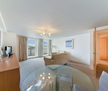 1 Bed Flat, Concordia Wharf, E14 - Photo 2