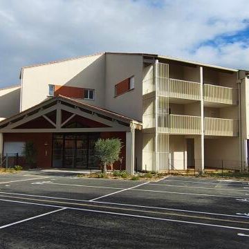 Location Appartement 1 pièce 30m² CASTELNAUDARY 11400 - Photo 3