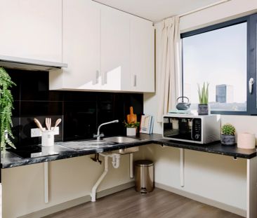 PARTLY ACCESSIBLE STUDIO - Photo 4