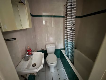 Studio/Γκαρσονιέρα για ενοικίαση Στρατώνες (Καλαμάτα) - Φωτογραφία 2