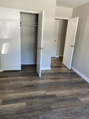 19 Queen Street, Barrie - Photo 3