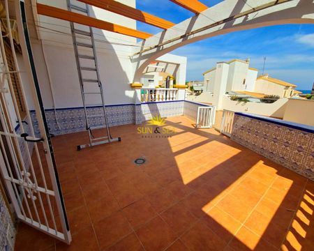 2 BEDROOM APARTMENT - TORREVIEJA - Photo 5