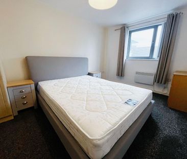 2 bedroom Flat To Let - Photo 6