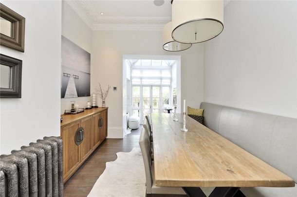 4 bedroom house to rent - Photo 1