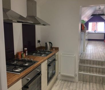 7 bedroom terraced house to rent - Photo 6
