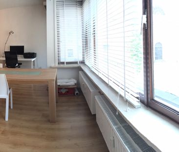 Uitstekend, lichtrijk appartement in het stadscentrum met terrasje. - Foto 5