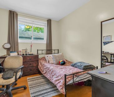 For Lease - 195B Cedarvale Crescent Unit# A, Waterloo, Ontario - Photo 1