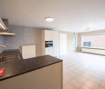 Gezellige woning met ruimte tuin te Machelen ( ZULTE) - Photo 4