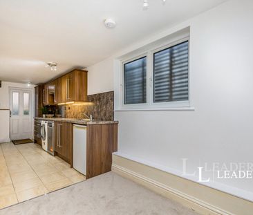 1 bedroom maisonette to rent New Street, Horsham, West Sussex, RH13 - Photo 5