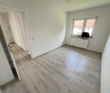 Renovierte 3-Zimmer-Wohnung in Castrop-Rauxel Merklinde - Photo 1