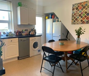 Professional House Share in Brighton - Photo 4