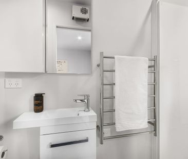 Walk to The City - Photo 4