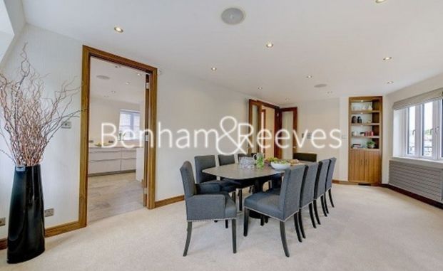 3 Bedroom flat to rent in Tarnbrook Court, Belgravia, SW1W - Photo 1