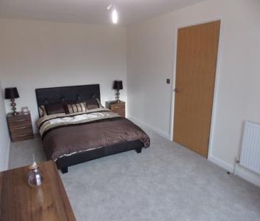2 bedroom terraced house to rent - Photo 6