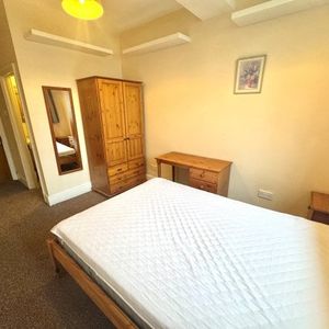 32, Garton Road, Southampton - Photo 2