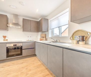 3 bedroom semi-detached house to rent - Photo 3