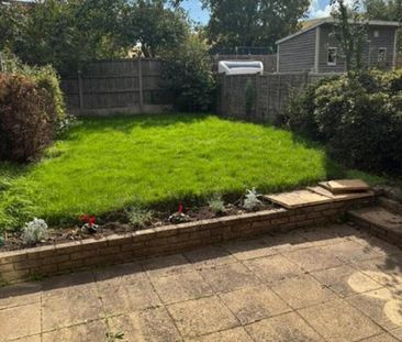 2 bedroom semi-detached house to rent - Photo 3