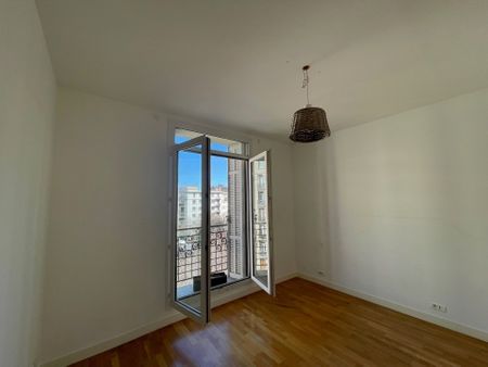 Appartement 3 pièces 100m2 MARSEILLE 4EME 1 300 euros - Photo 4