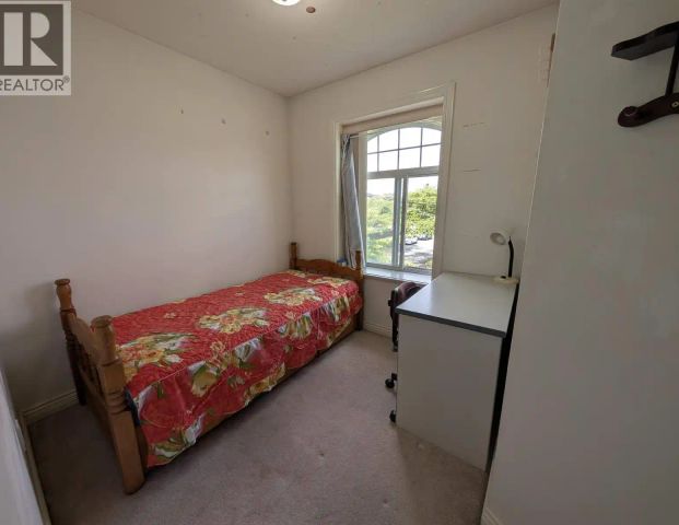 ROOMS in SHARED 4XXX REID STREET — 2 Bedroom - Photo 1