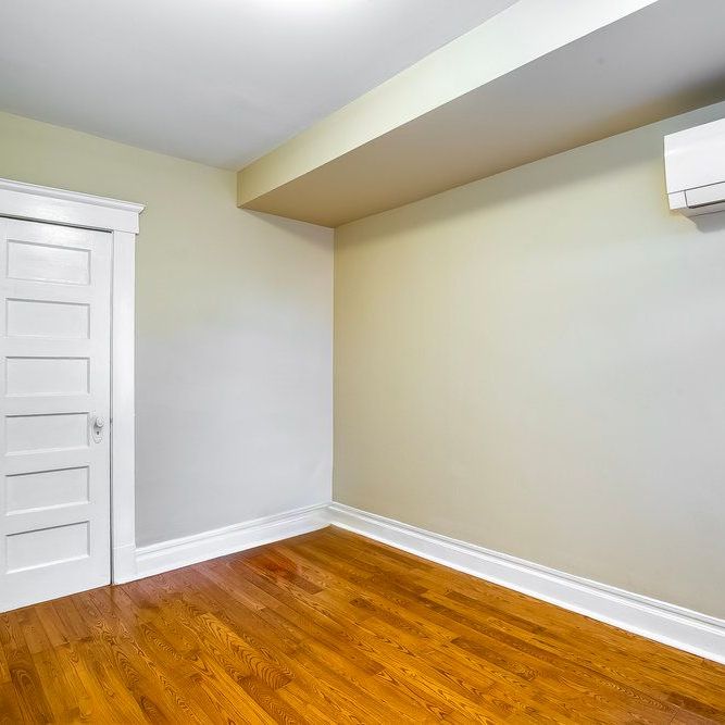 For Lease - 218 Broadview Avenue Unit# Upper, Toronto, Ontario - Photo 1