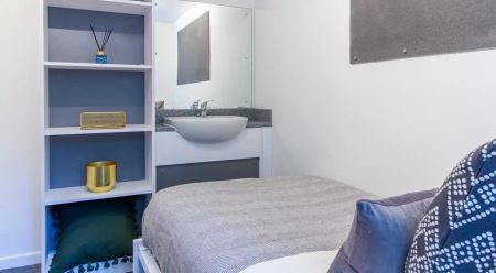 Bronze Room - Photo 2