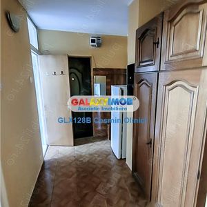 Inchiriere garsoniera Tineretului 2 minute metrou - Fotografie 2