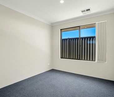 Brand New Modern Home in Prime Lakelands Location! - Photo 5