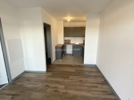 Location Appartement 2 pièces 39 m2 à Montfermeil - Photo 2