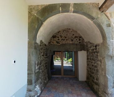 Beautiful terrace apartment with modern flair in Steckborn, canton TG - Photo 1