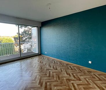 A LOUER - BEAU DEUX PIECES AVEC BALCON - STRASBOURG - ROBERTSAU - Photo 4