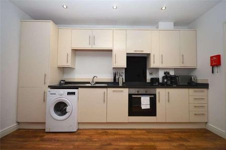 Sanford Street, Swindon, SN1 - Photo 4