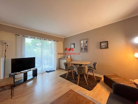 Location Appartement 2 pièces 43m² - Photo 2