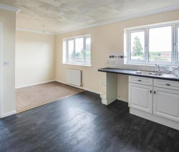 3 bedroom detached house to rent - Photo 4