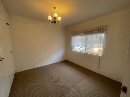 Spacious Two Bedroom Unit in Ryde - Photo 2