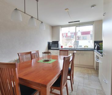 Jan van Eyckstraat, 1318 GC, Almere - Photo 1