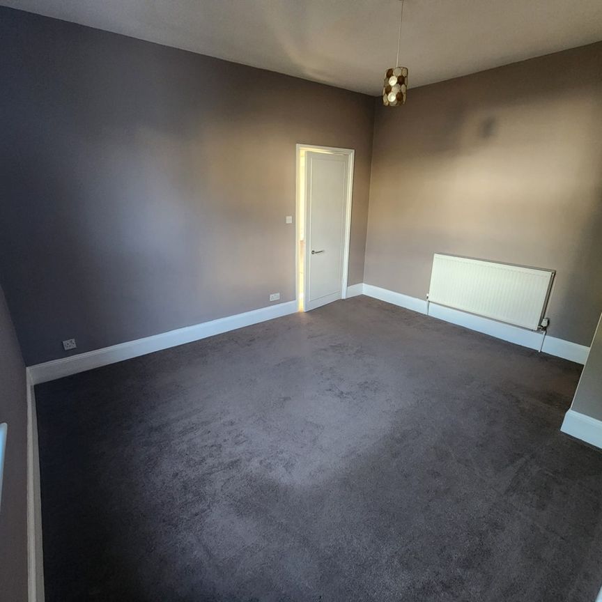 2 Bed Flat, Beaconsfield Villas, BN1 - Photo 1