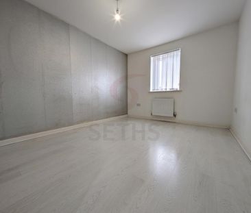 Onyx Crescent, LE4, Leicester - Photo 1
