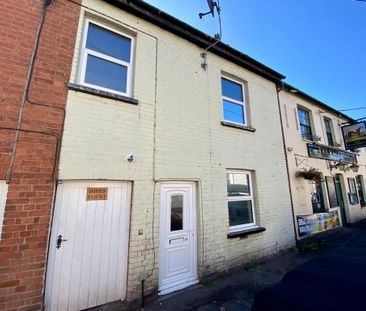 3 bedroom terraced house to rent - Photo 3