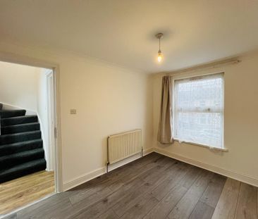 3 bedroom flat to rent - Photo 1