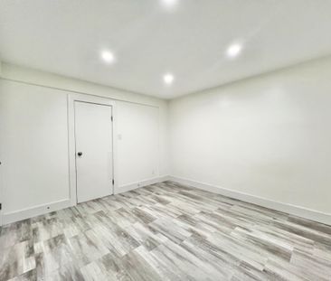 For Lease - 15 Stavebank Road Unit# 4, Mississauga, Ontario - Photo 4