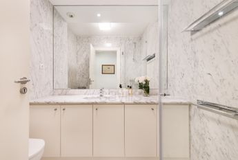 Apartamento T3 na Foz com varanda