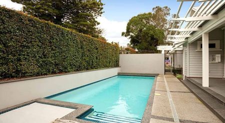 Immaculately presented Character Home Double Grammar Zone - Photo 5